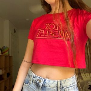 Red los Angeles crop tee